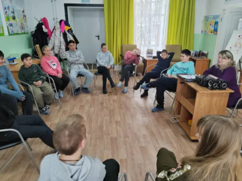 На сопровождении специалистов центра «Малышок» находятся 690 замещающих семей.