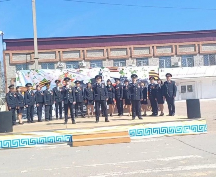 Полицейские Хоринского района приняли участие в мероприятиях, посвящённых 80-летнему юбилею Победы в Великой Отечественной войне.